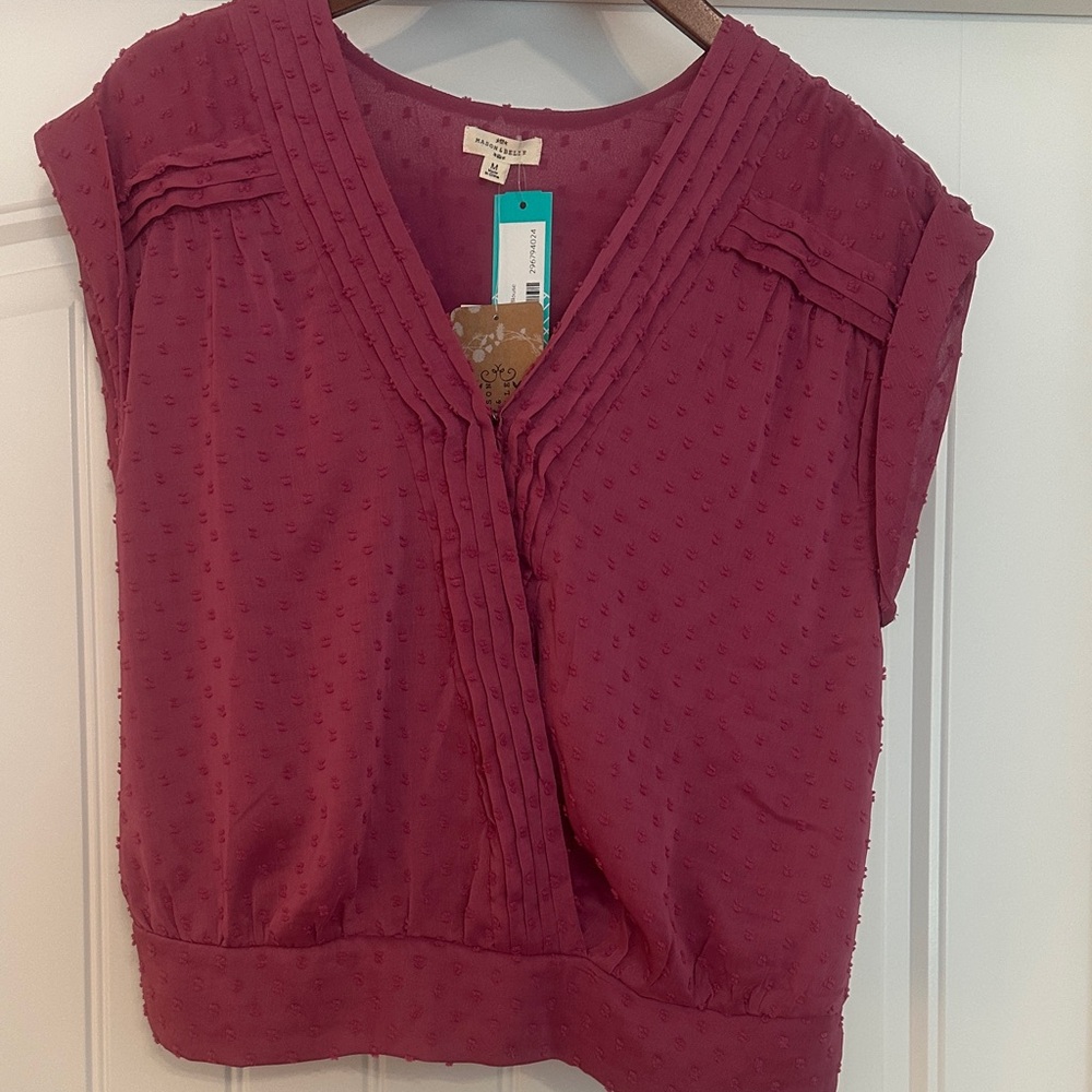 Mason & Belle Fuschia Swiss Dot Blouse Sz M